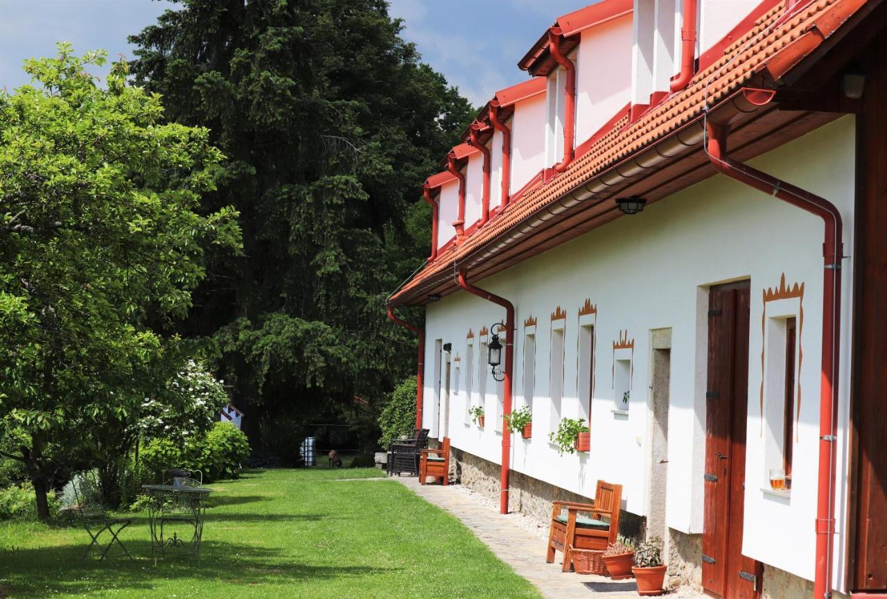 Hajenka Hrabete Buquoye Hotel Каплице Екстериор снимка