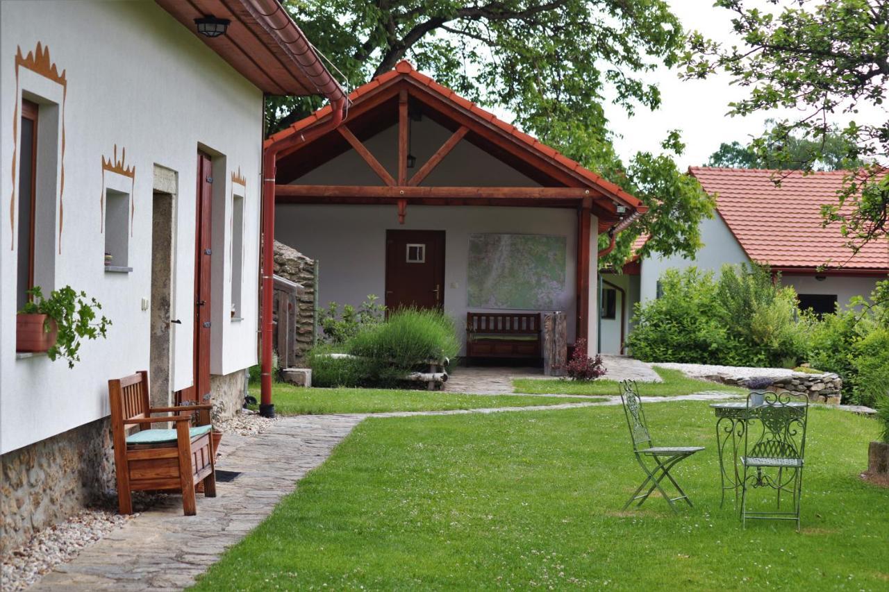 Hajenka Hrabete Buquoye Hotel Каплице Екстериор снимка