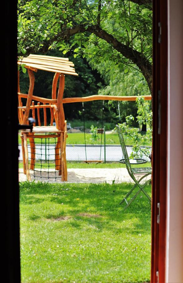 Hajenka Hrabete Buquoye Hotel Каплице Екстериор снимка